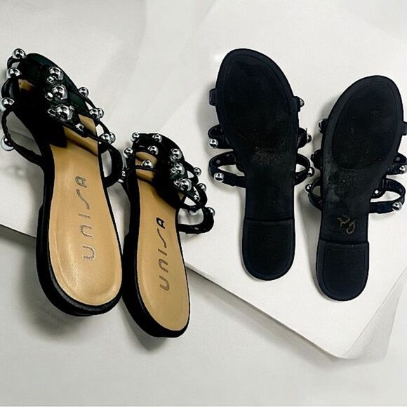 Unisa Shoes l Silver Studded Accents l Flats, Sandals l 8 M l EUC - Picture 3 of 9